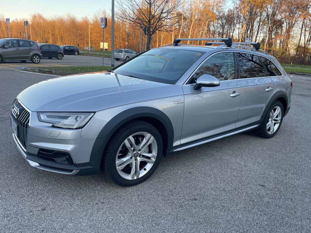 Audi A4 allroad 3.0 TDI 218 CV*Automatik*Pelle*Navi