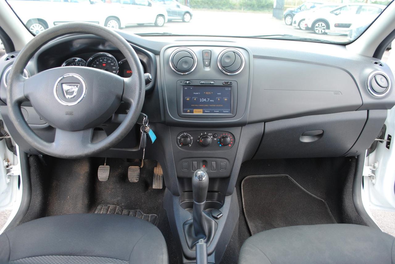 DACIA SANDERO 1.2 75 CV OK NEOPATENTATI (NO A/C)