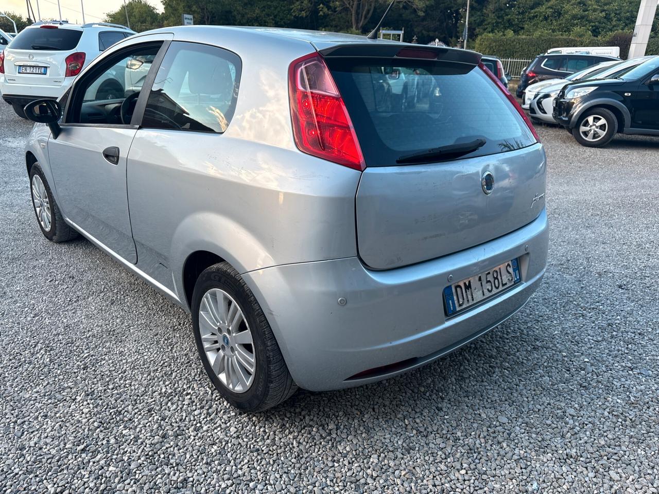 Fiat Grande Punto 1.3 MJT 75 CV