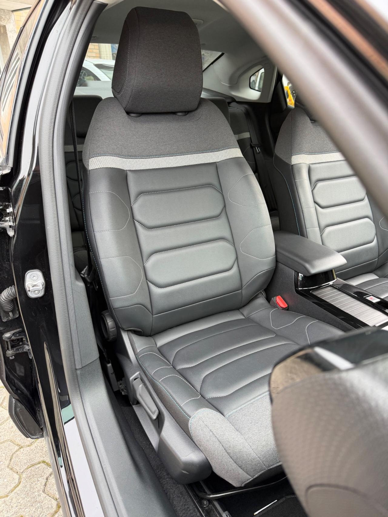 Citroen C4 X BlueHDI 130 S&S EAT8 Max