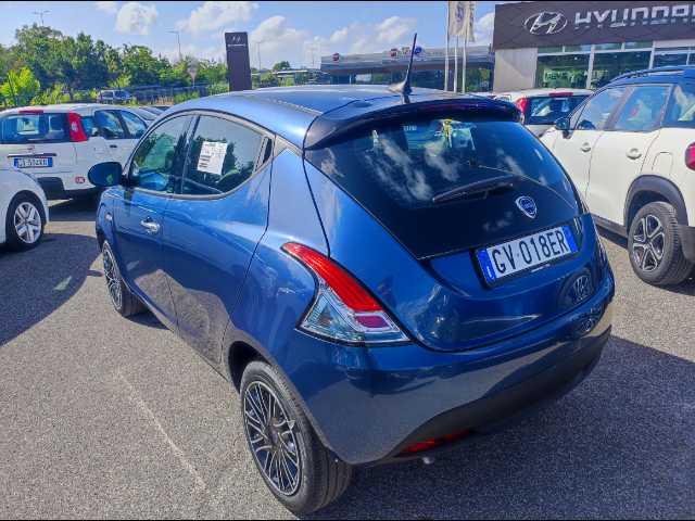 LANCIA Ypsilon 1.0 firefly hybrid Oro s&s 70cv