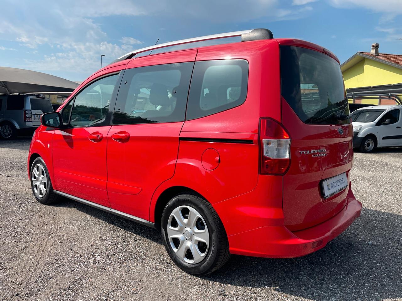 Ford Transit Courier 1.0 EcoBoost 100CV Van Trend 33.000 Km !!
