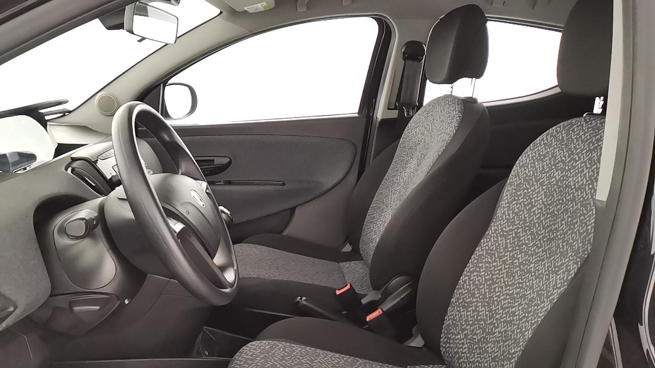 LANCIA Ypsilon III 2021 - Ypsilon 1.0 firefly hybrid Silver s&s 70cv