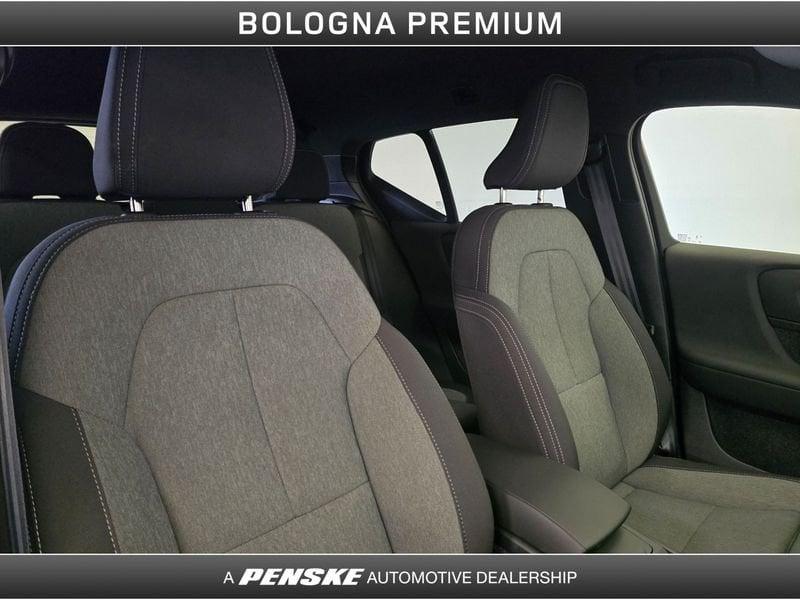 Volvo XC40 XC40 B3 automatico Core