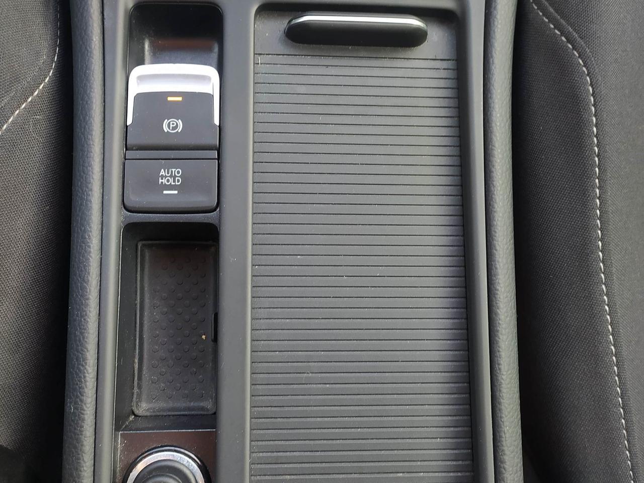 Volkswagen Golf Trendline 1.6 TDI 90CV BlueM #9571