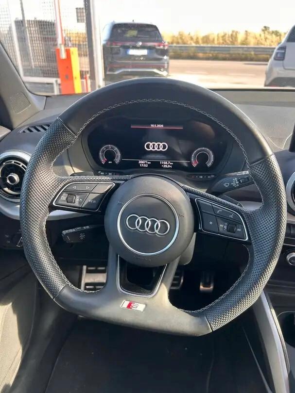 Audi Q2 35 TDI quattro S tronic line Edition