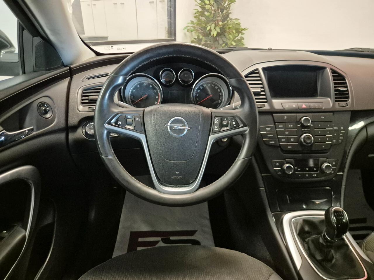 Opel Insignia 1.6 Turbo 180CV 4 porte Cosmo