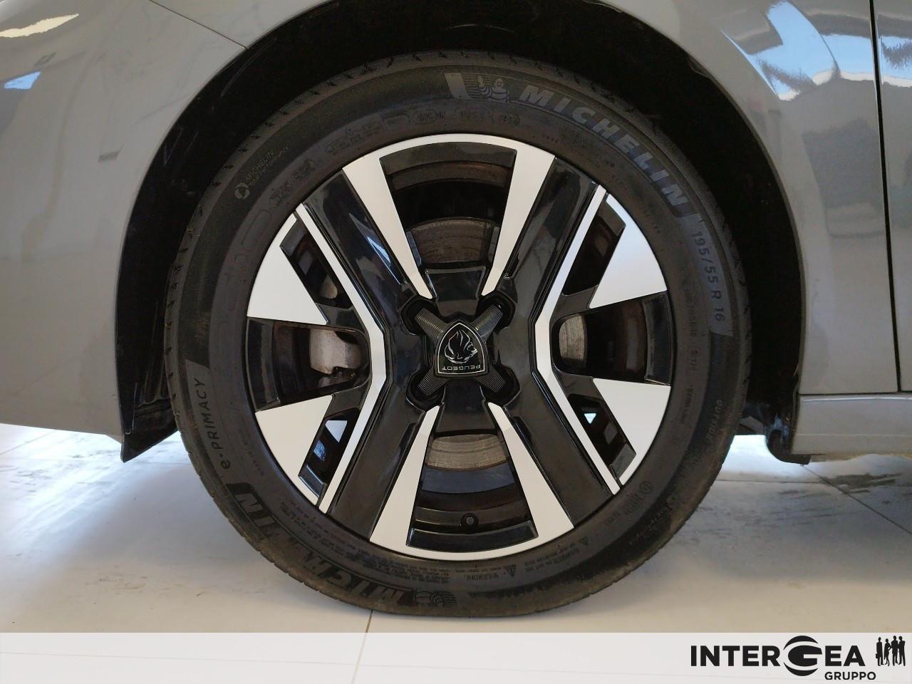 PEUGEOT 208 1.2 puretech Allure s&s 100cv