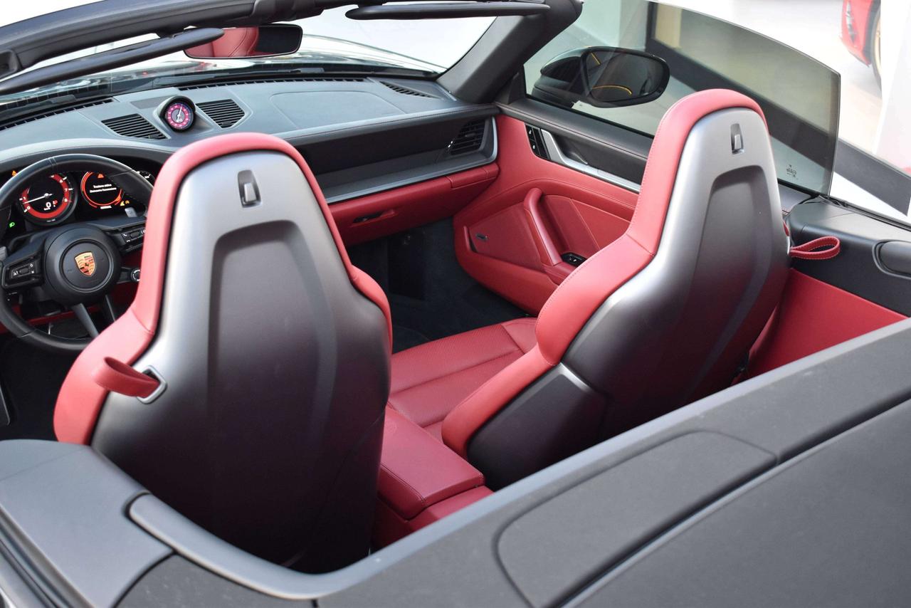 Porsche 911 992 Cabrio 3.0 CARRERA 450 CV 4S auto ITALIANA - IVA ESPOSTA - BOSE