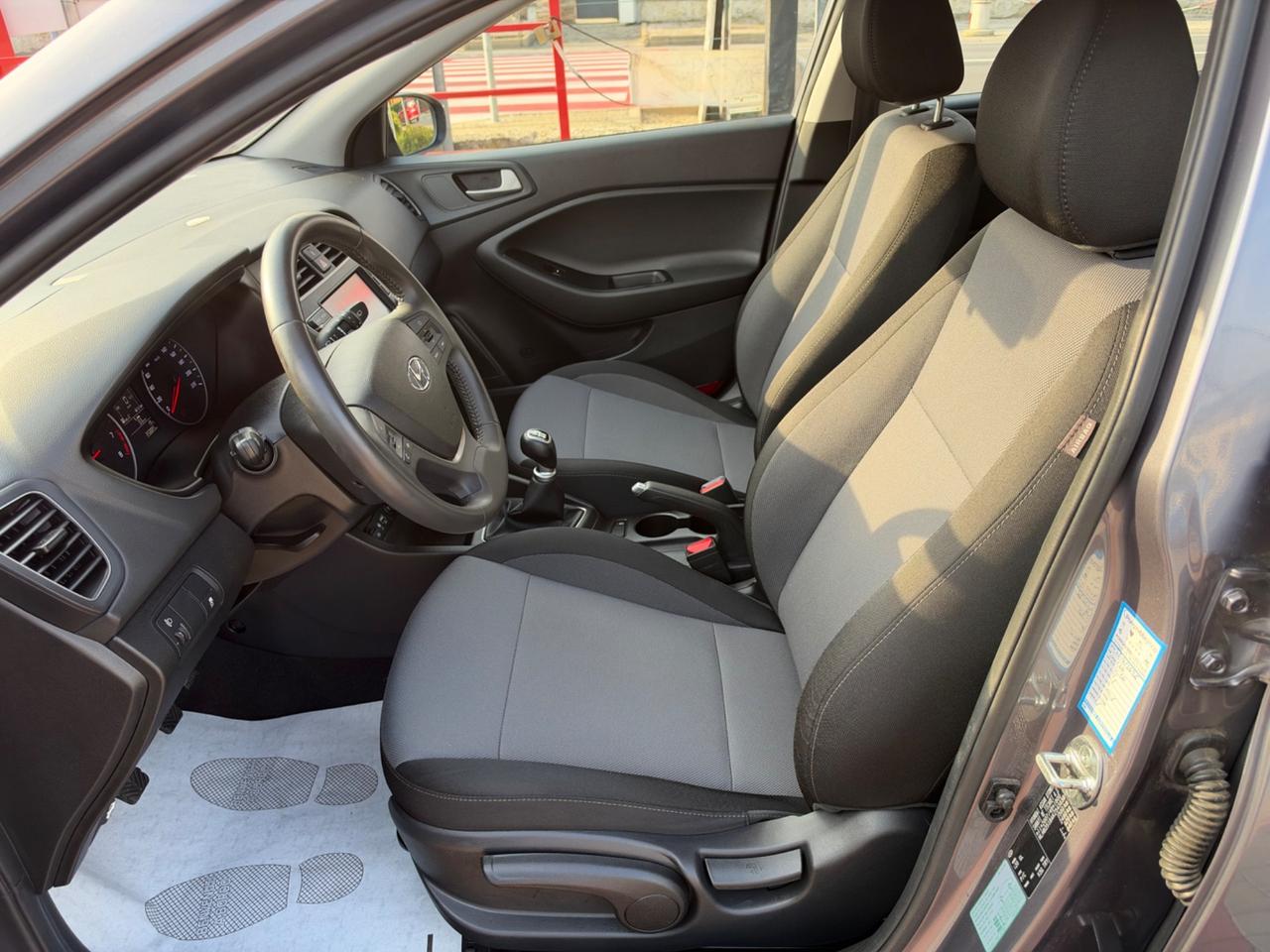Hyundai i20 1.2 5 porte Connectline 35.000KM
