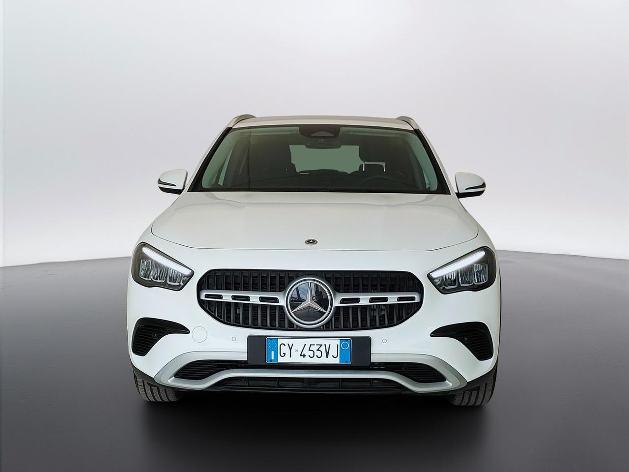 Mercedes-Benz GLA-H247 2023 - GLA 180 d Advanced auto
