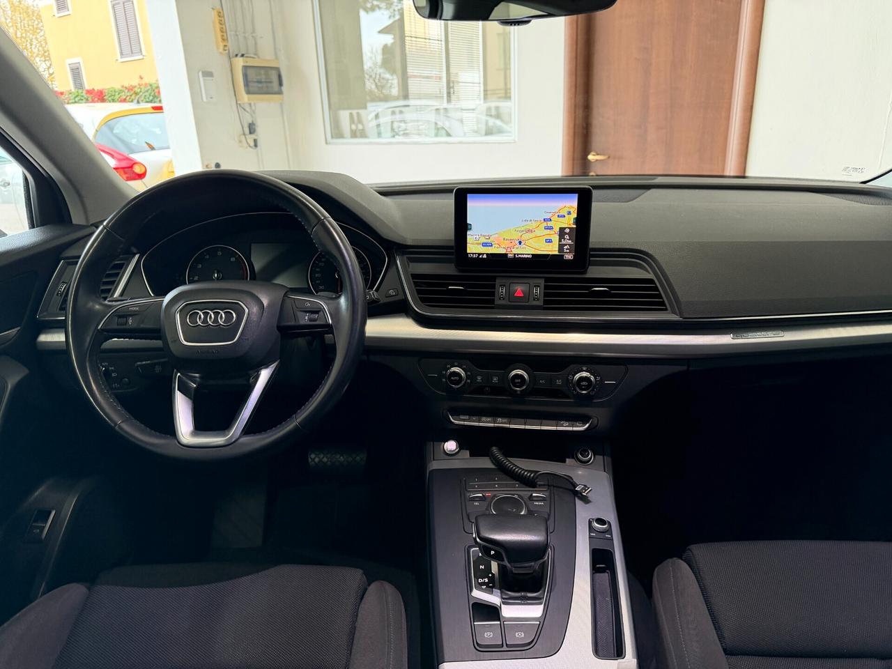 Audi Q5 2.0 TFSI quattro S tronic Business Sport KM 112000