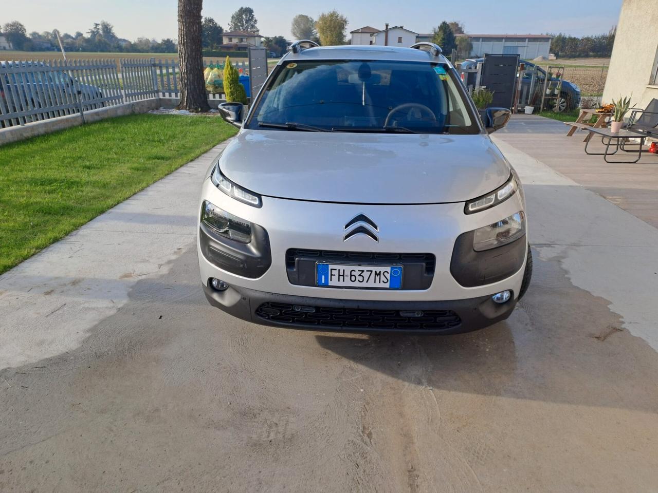 Citroen C4 Cactus BlueHDi 100 Shine