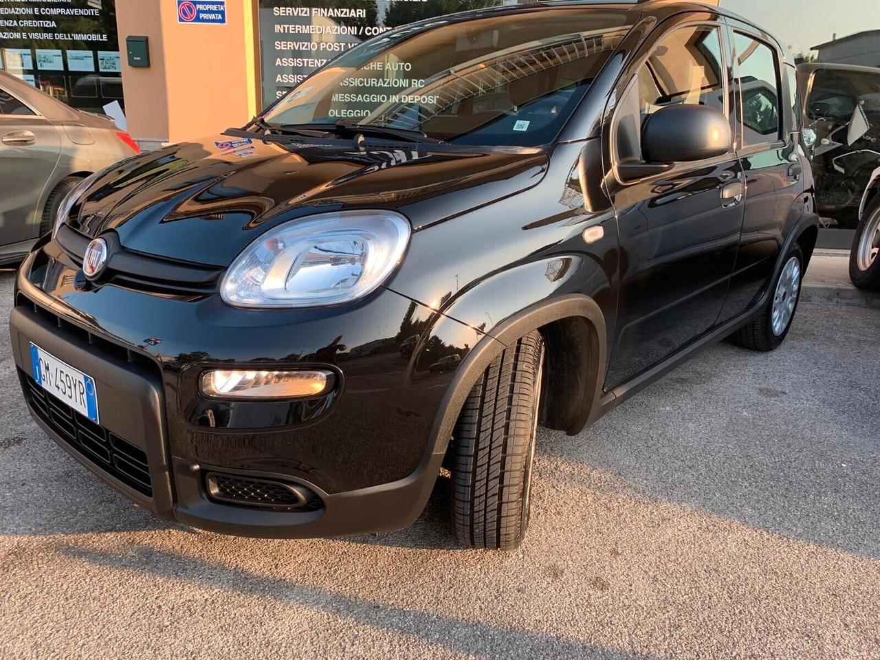 Fiat Panda 1.0 FireFly S&S Hybrid Uniprop. Neopat.