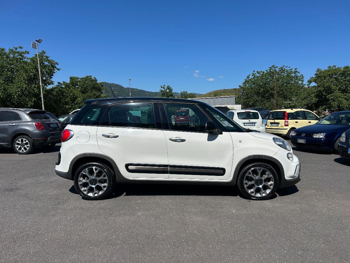 FIAT - 500 L - 1.6 Multijet 105 CV Trekking