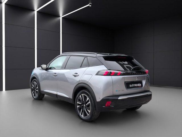 PEUGEOT 2008 motore elettrico 136 CV GT Pack