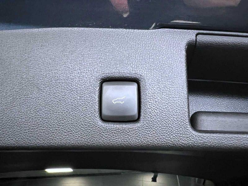 Ford Kuga 2.0 EcoBlue 120 CV aut. 2WD ST-Line Camera 18" Led Winter Pack
