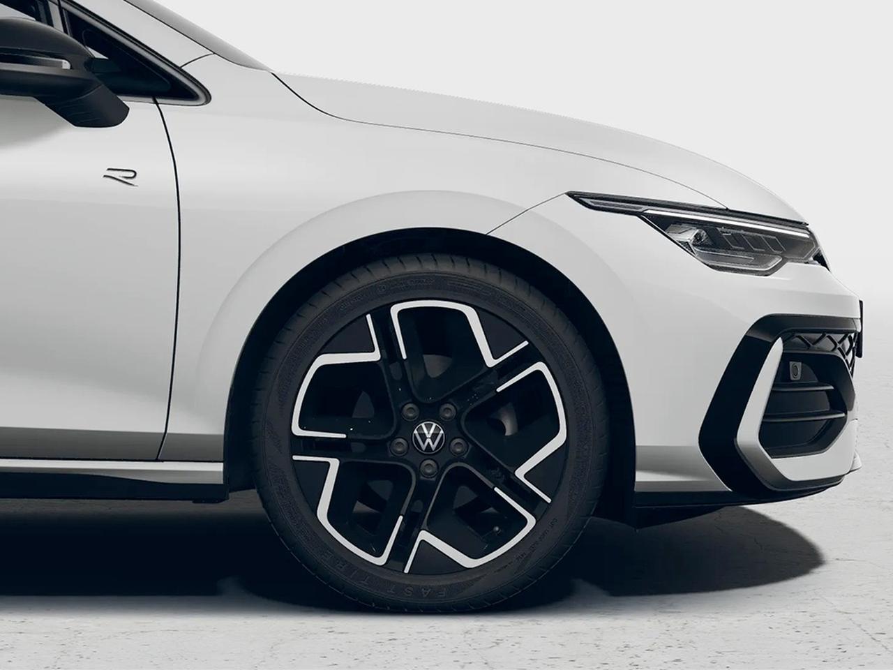 Volkswagen Golf 1.5 etsi r-line plus 150cv dsg