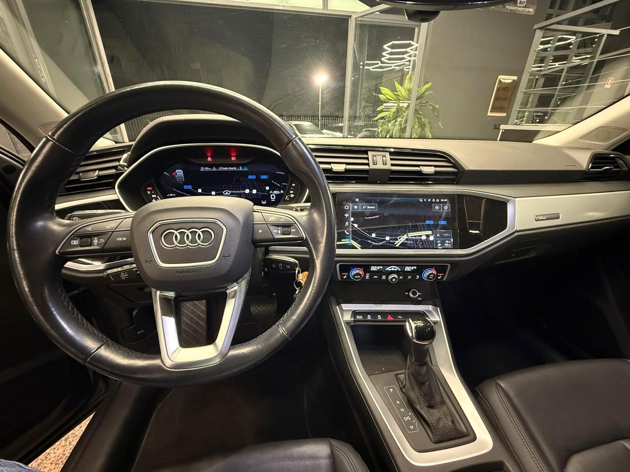 Audi Q3 TETTO Sportback SPB 35 TDI S tronic line