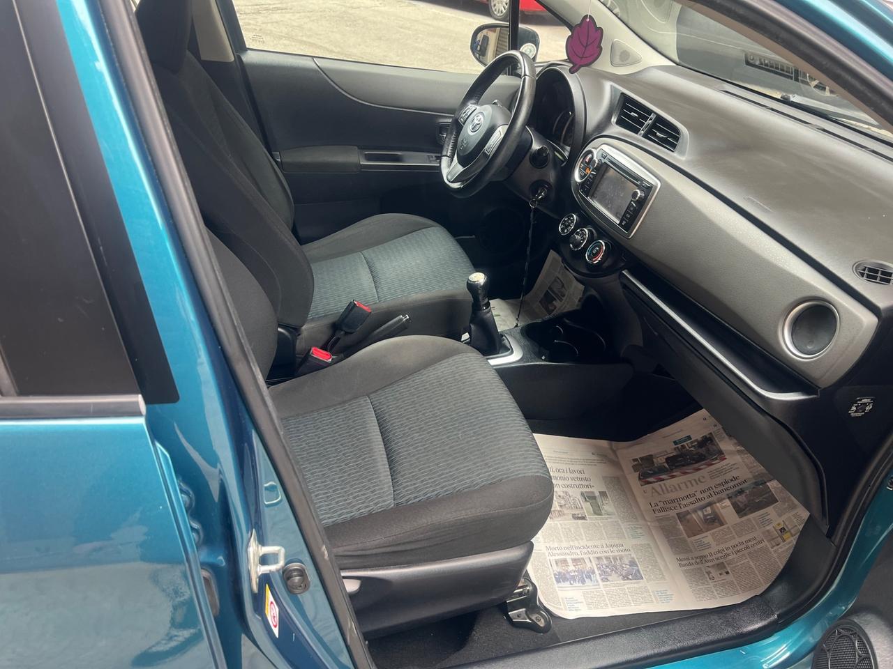 Toyota Yaris 1.0 5 porte Lounge