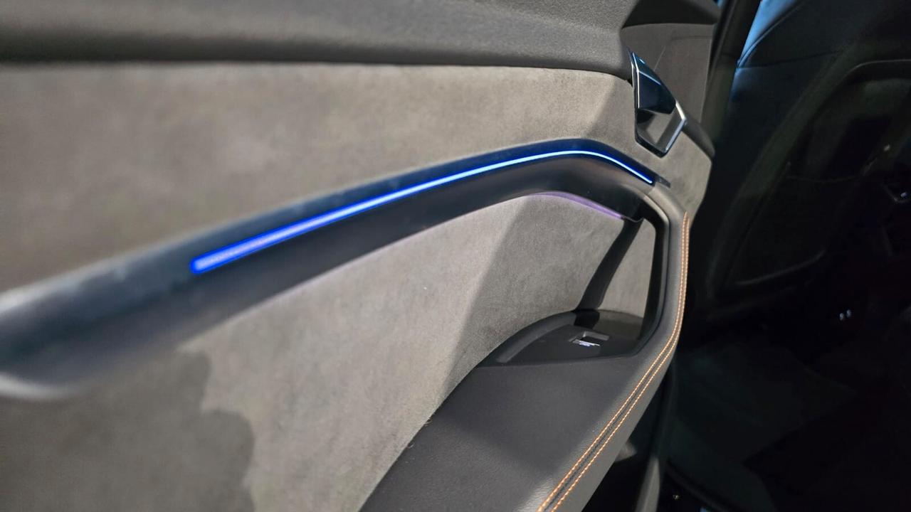 Audi Q8 e-tron SPB 55 quattro