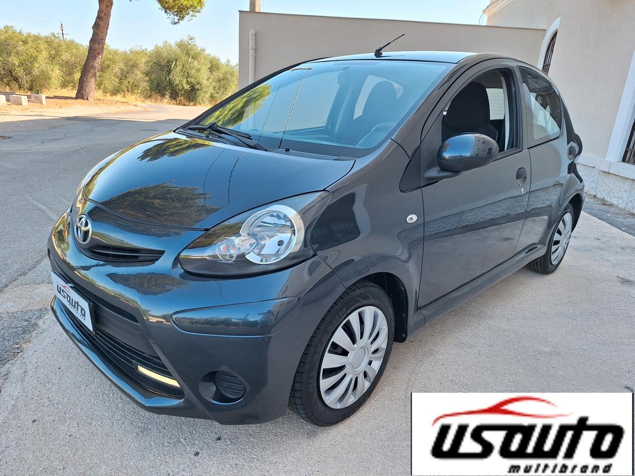 Toyota Aygo 1.0 5 porte Active PERFETTA