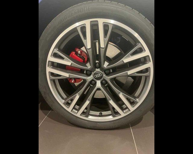 AUDI Q5 TDI 150 kW mHEV+ S tronic quattro S line edition