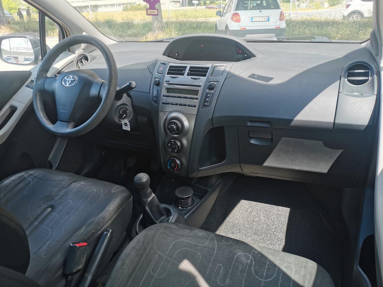 Toyota Yaris 1.0 OK NEOPATENTATI