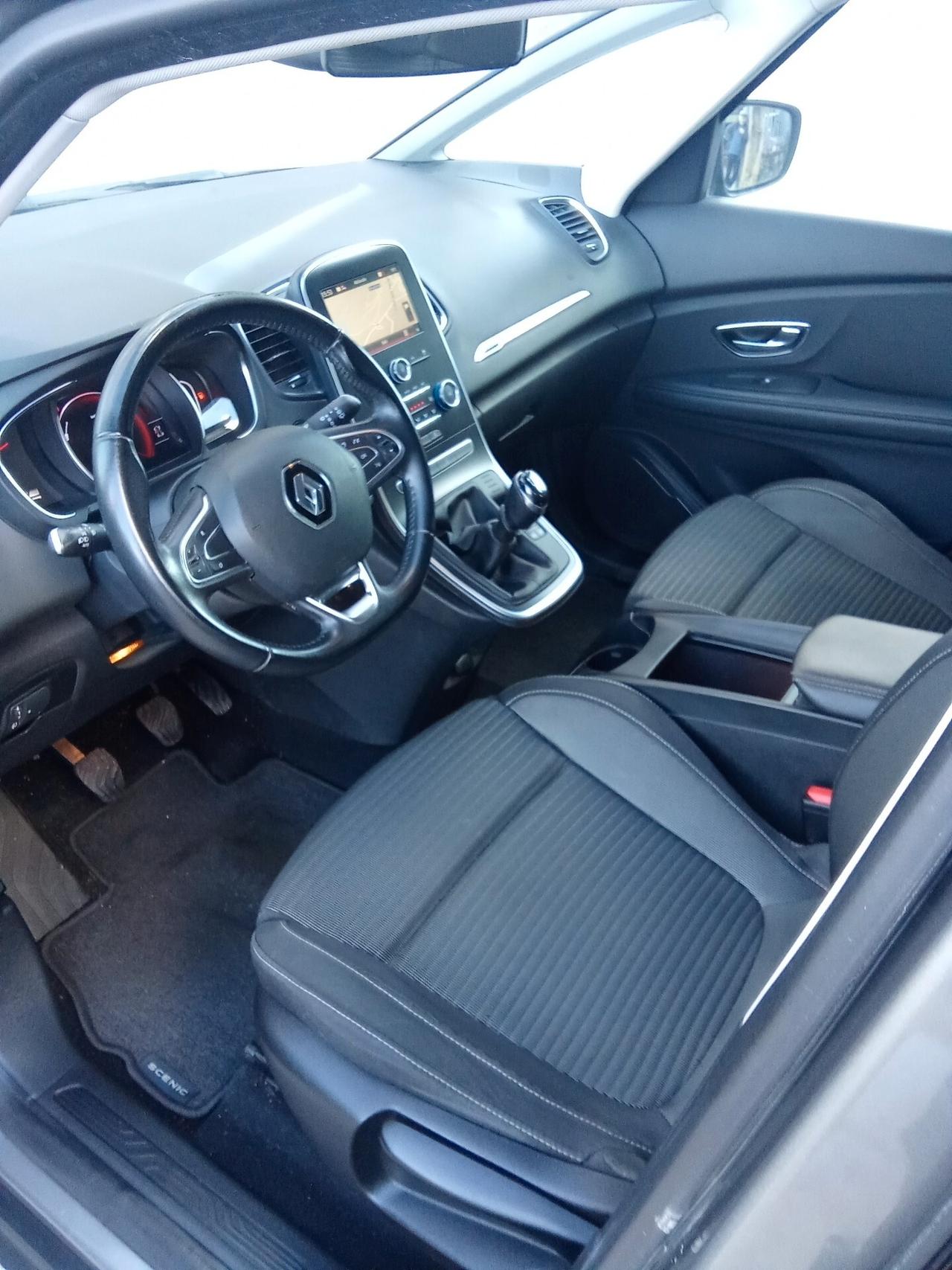 Renault Scenic Blue 1700 dCi 120 CV 019