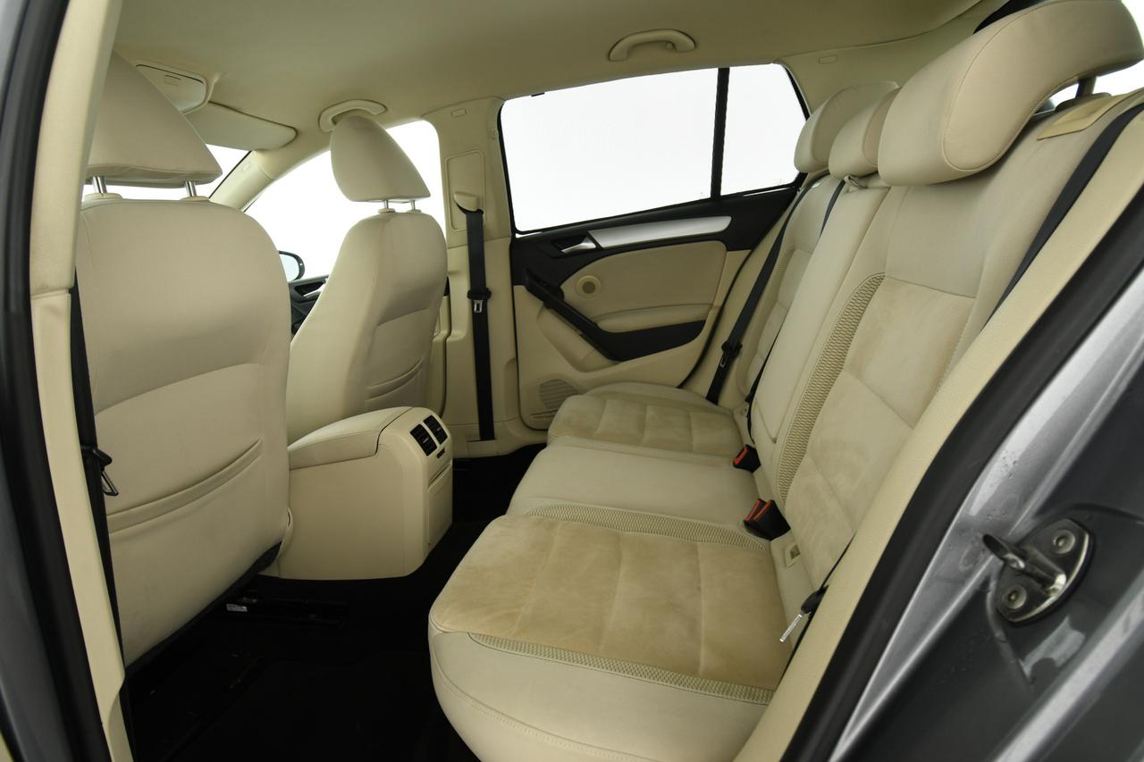 VOLKSWAGEN Golf 5p 2.0 tdi Highline 140cv dsg X COMMERCIANTI+BLUETOOTH