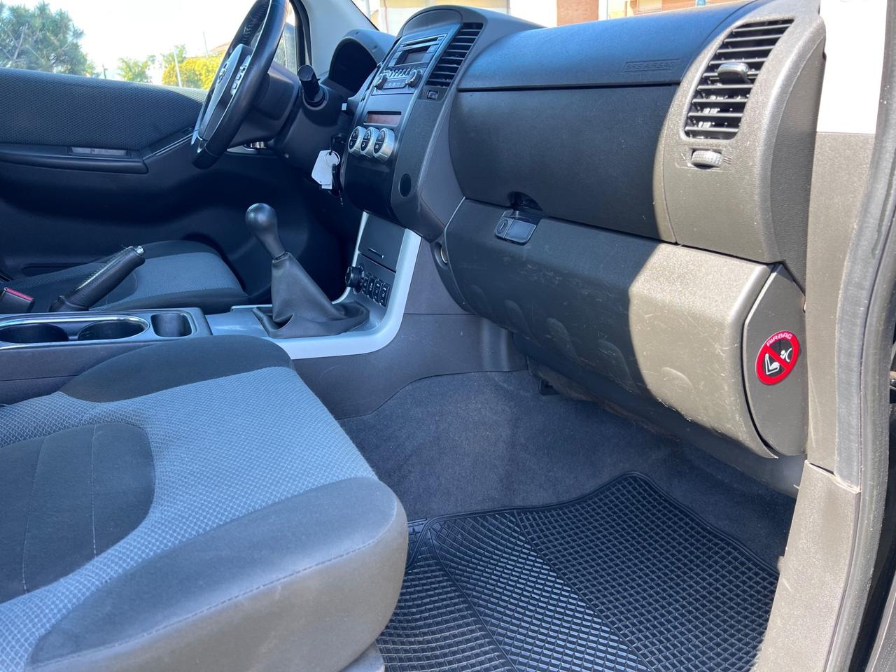 Nissan Navara 2.5 dCi 190CV 2 porte King Cab Sport