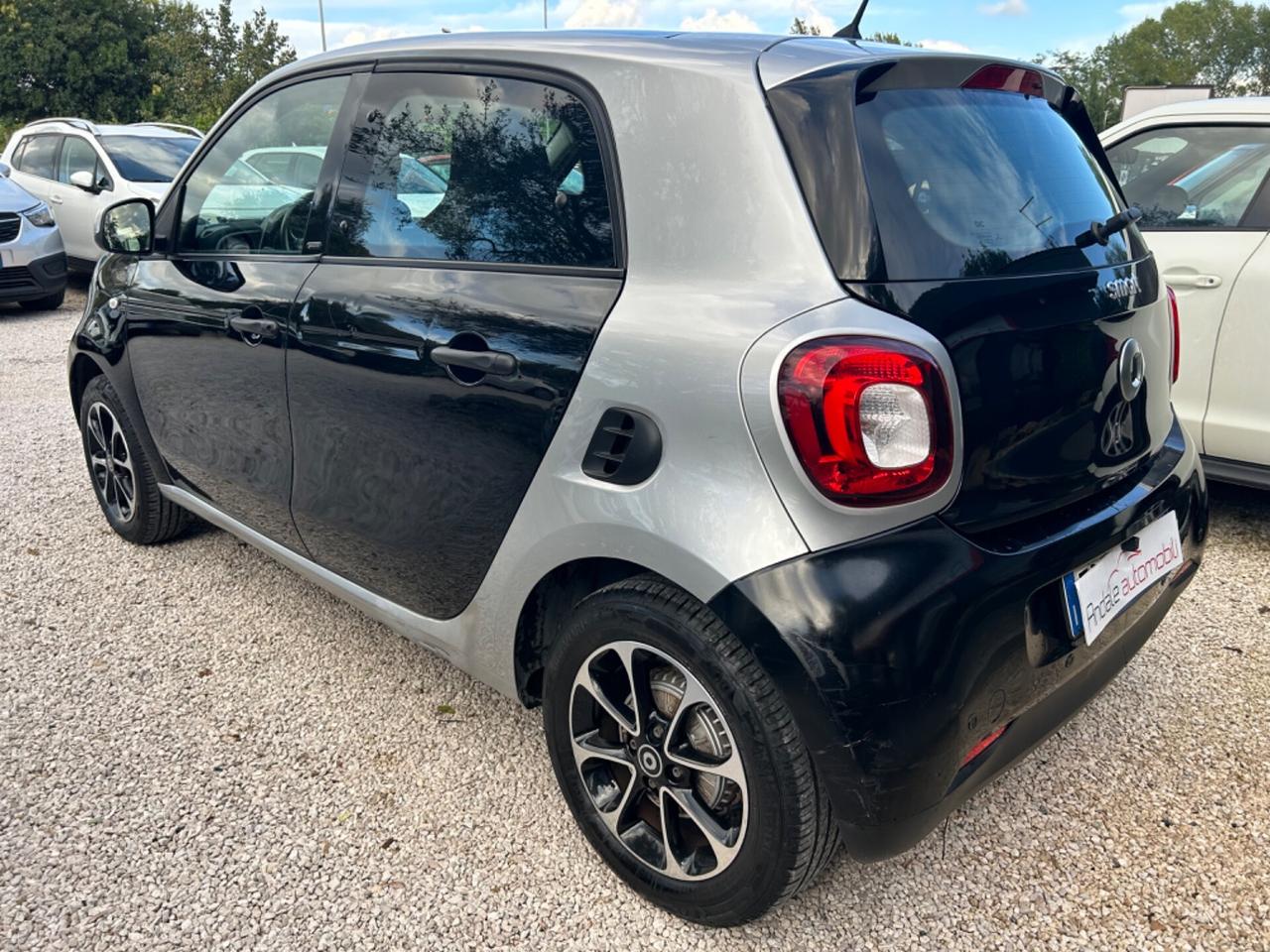 Smart ForFour 1.0*89000KMTETTINO NAVI NEOPATENTATI