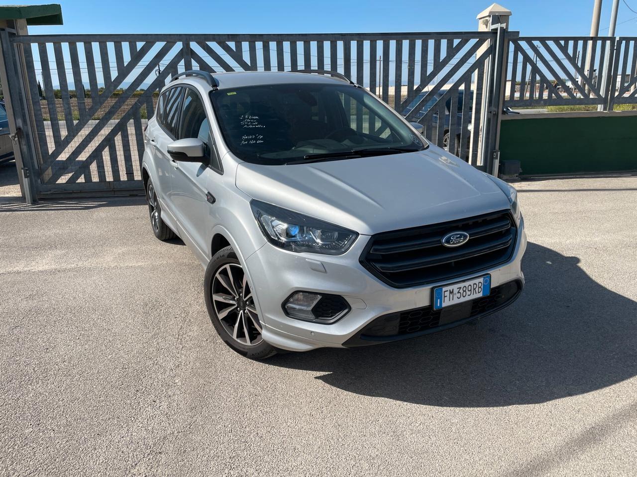 Ford Kuga 1.5 TDCI 120 CV 2WD Powershift ST-Line-NAVIGATORE-RETROCAMERA