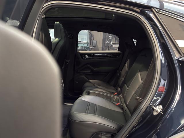 PORSCHE Cayenne Coupé 3.0 V6