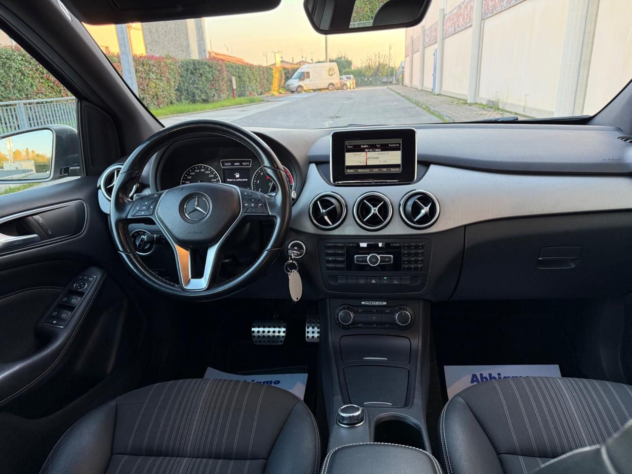 Mercedes-benz B 180 BlueEFFICIENCY Premium
