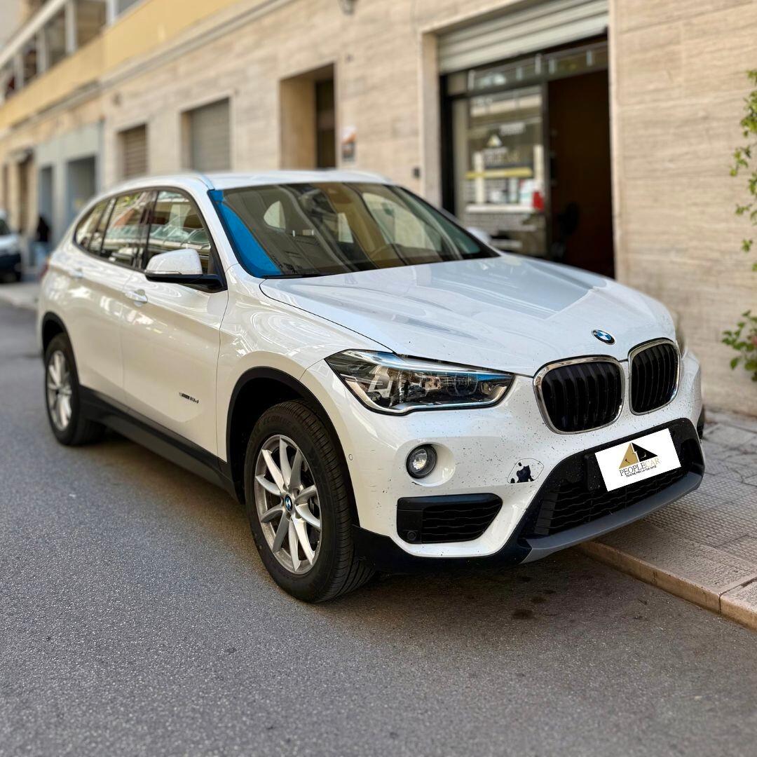 BMW X1 sDrive18d Sport 2016