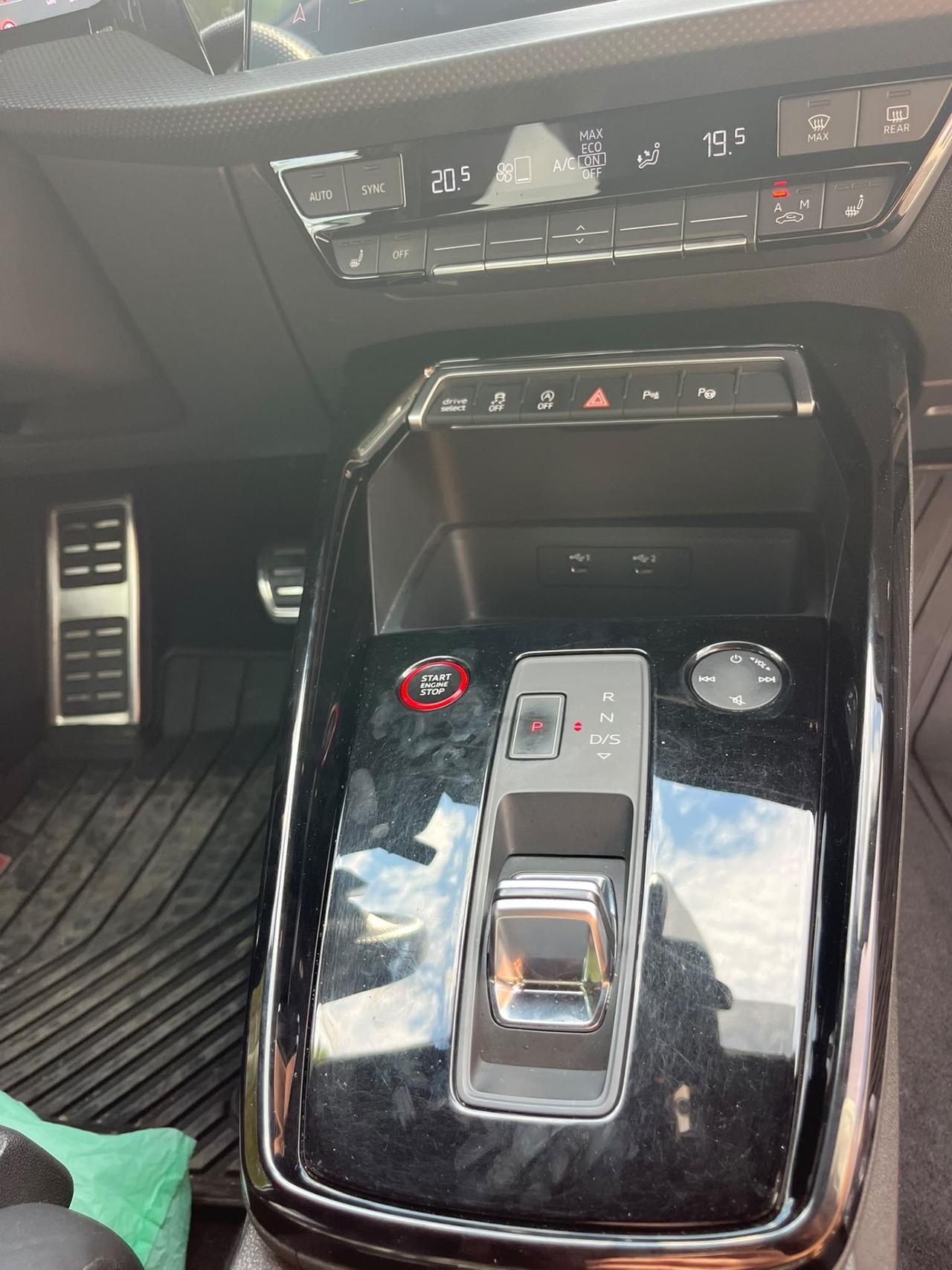 Audi A3 RS 3 SPB TFSI quattro S tronic