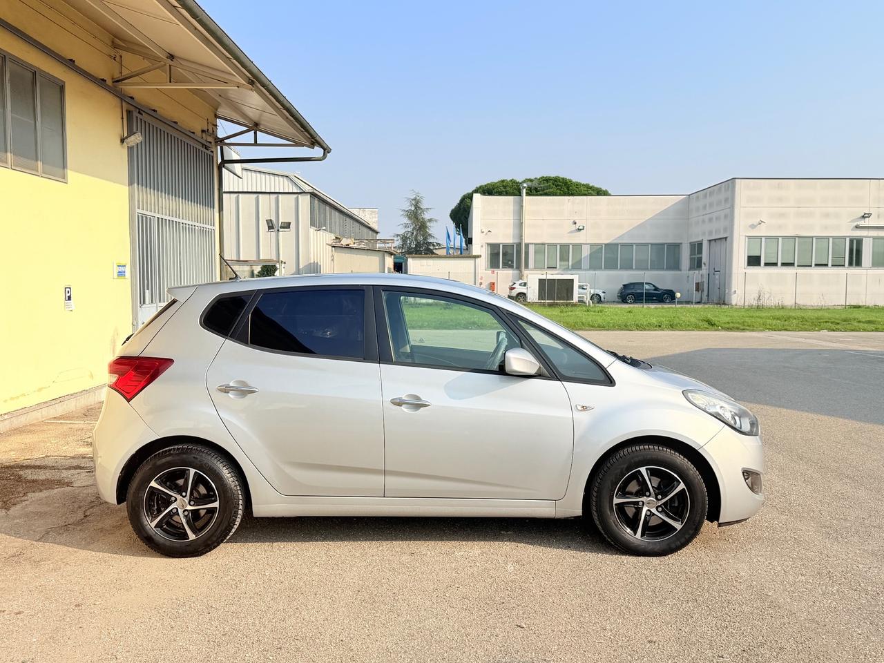 Hyundai iX20 1.4 CRDI 90 CV Style 2013 Neopatentati