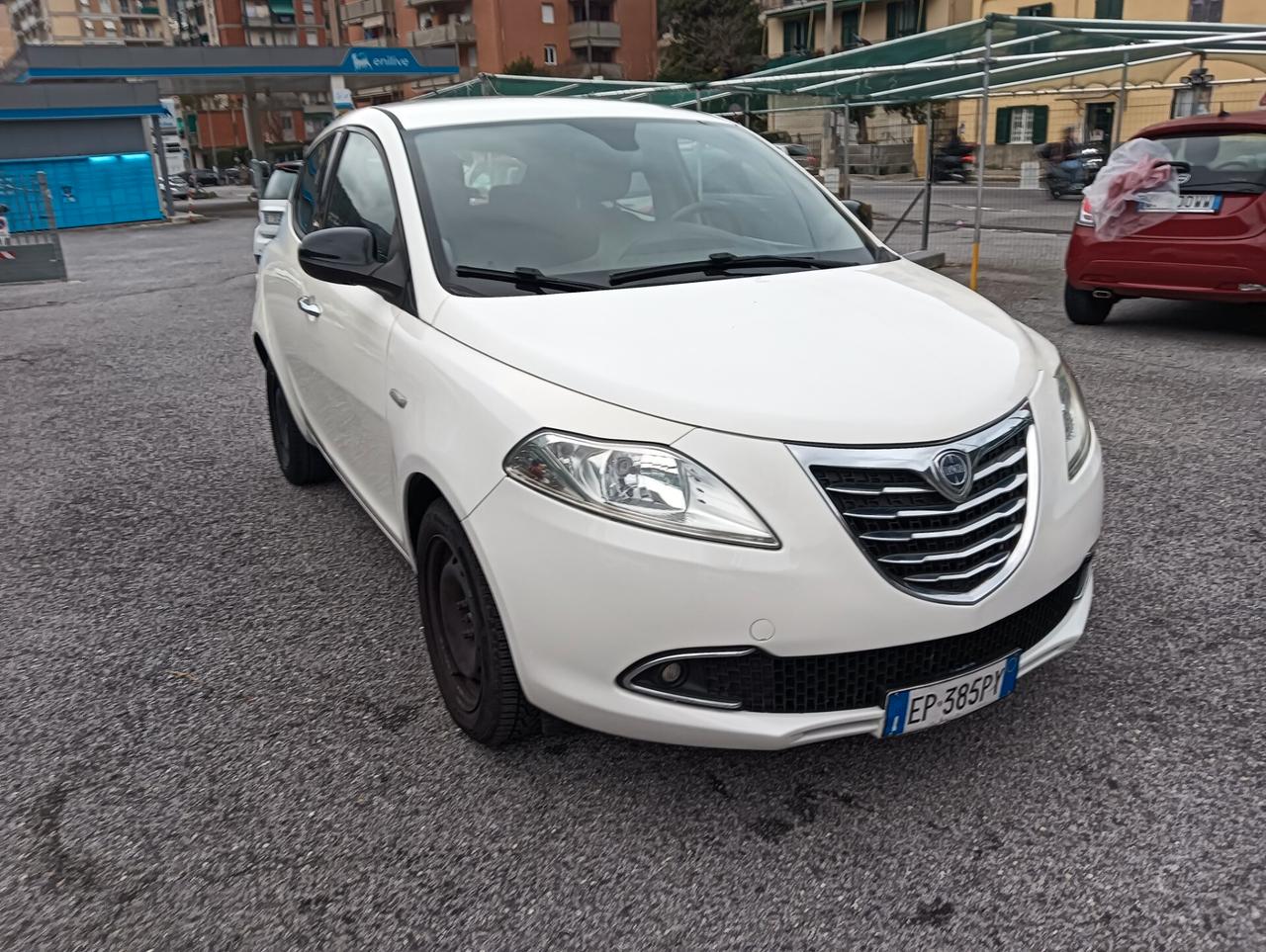 Lancia Ypsilon 1.2 69 CV 5 porte Platinum