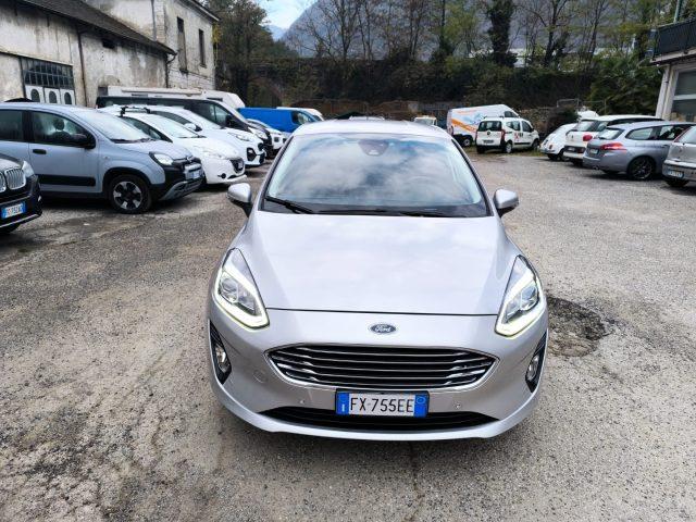 FORD Fiesta 1.5 Titanium FULL OPTIONAL ADATTA A NEOPATENTATO