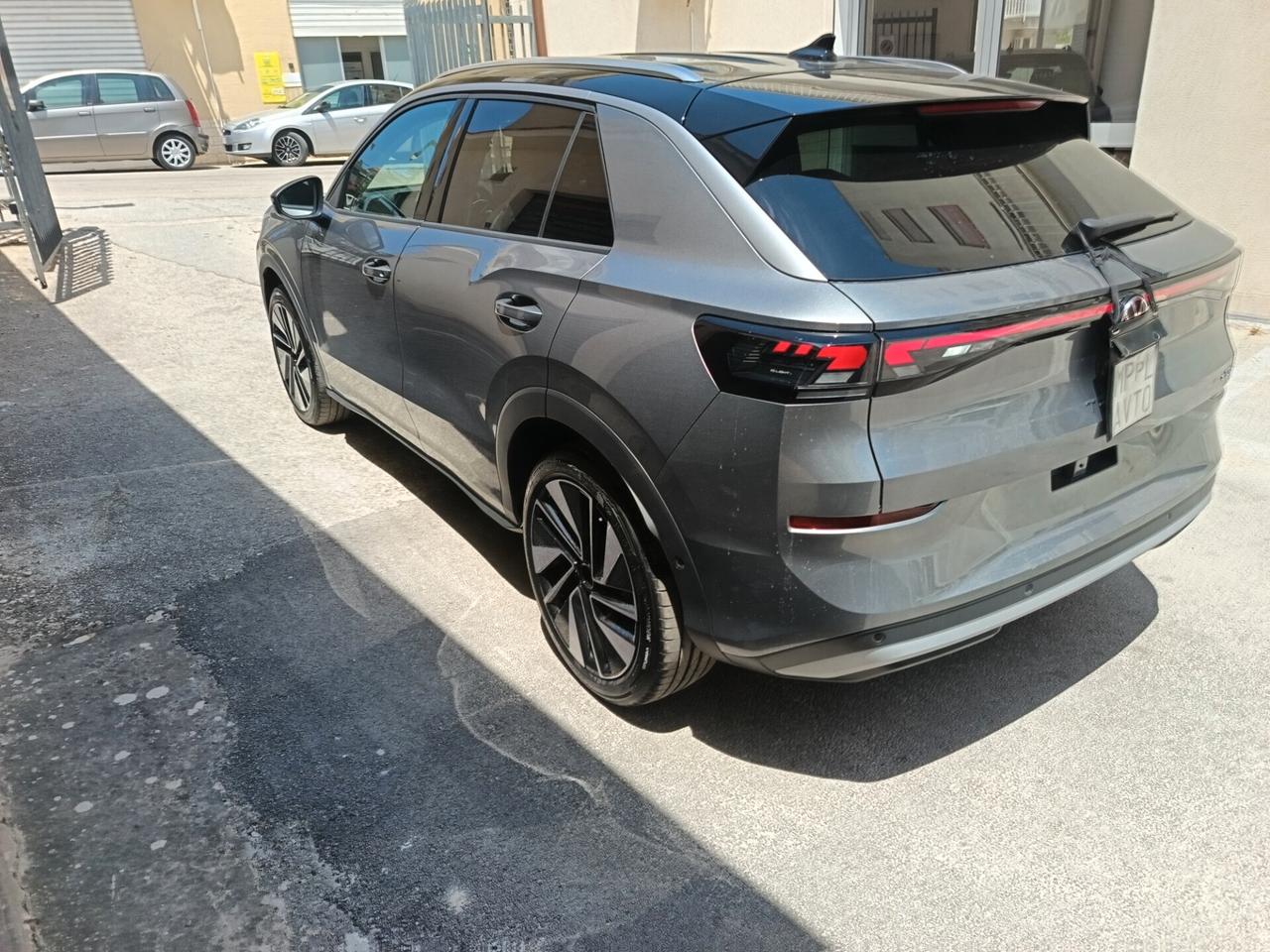 Volkswagen T-Roc 1.5 TSI DSG Life Nuova da immatricolare