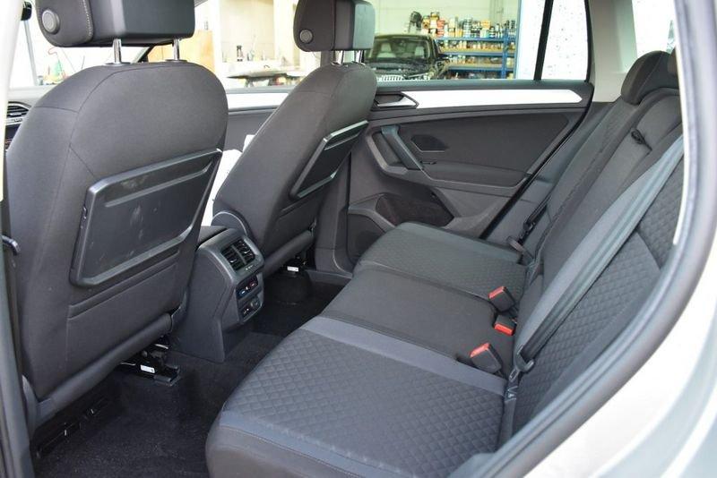 Volkswagen Tiguan 2.0 TDI SCR DSG Business BMT *NAVIGATORE*