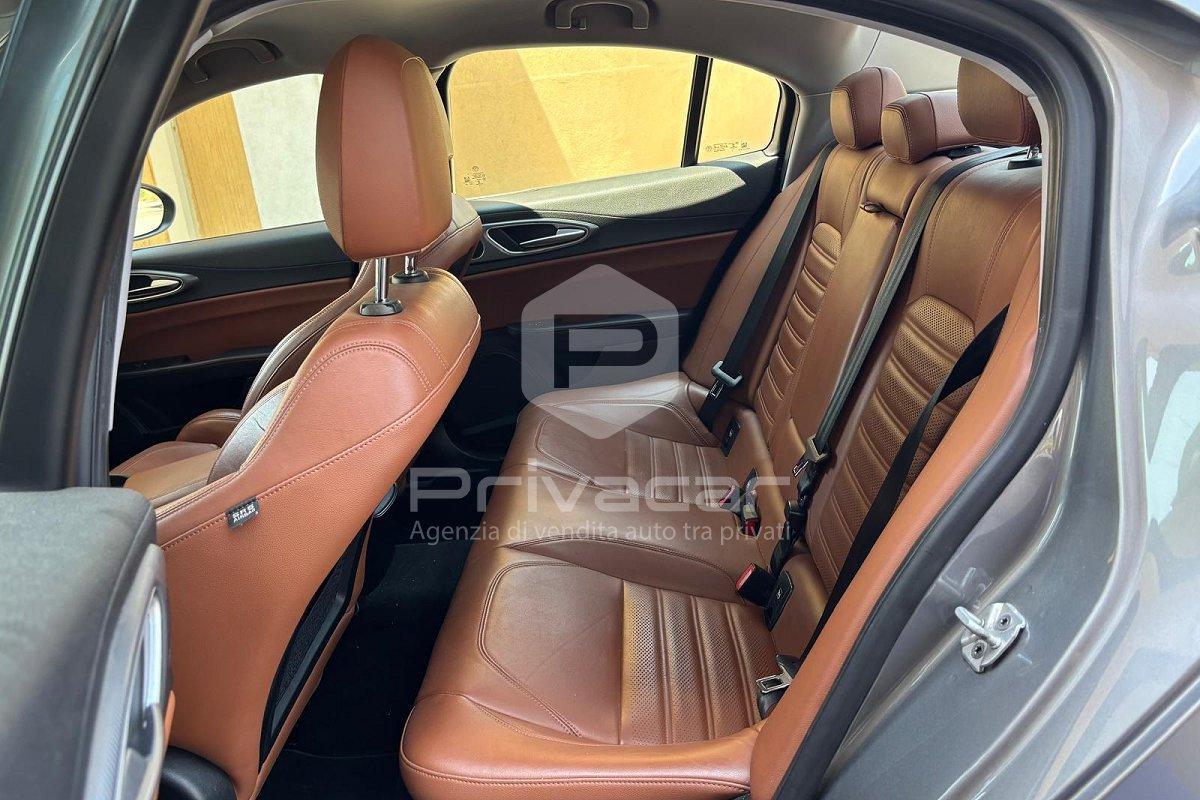 ALFA ROMEO Giulia 2.2 Turbodiesel 210 CV AT8 AWD Q4 Veloce