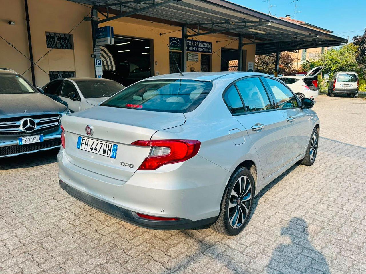Fiat Tipo 4 Porte Tipo 4p 1.3 mjt Lounge 95cv OK NEOPATENTATO