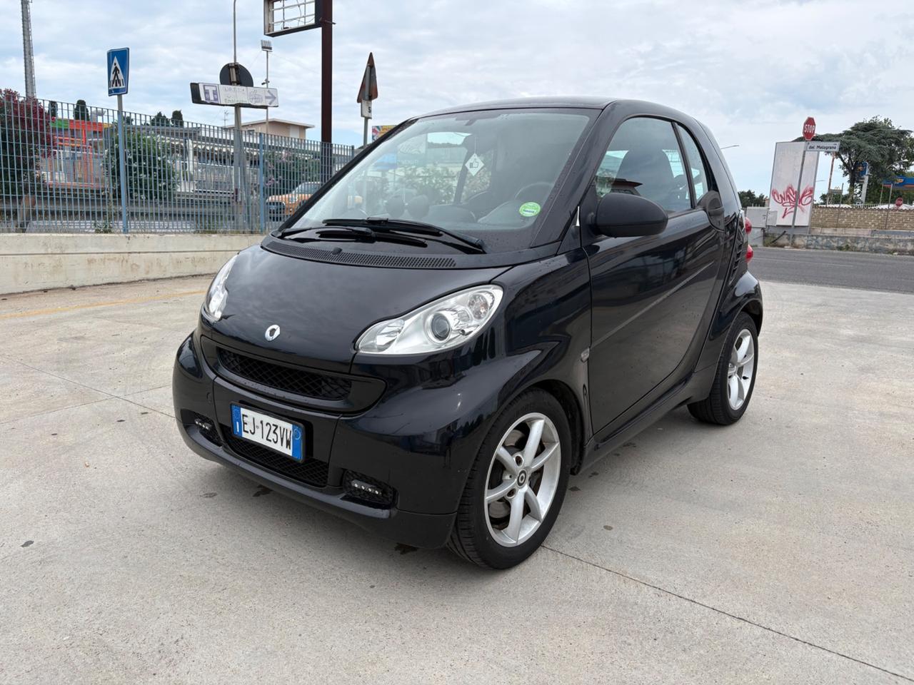 Smart ForTwo 1000 52 kW coupé pure