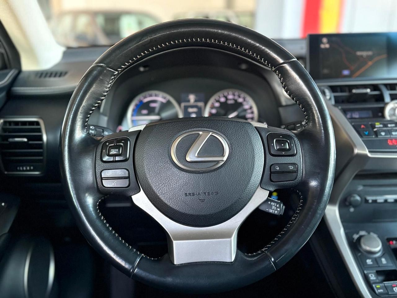 Lexus NX 300h Hybrid Executive