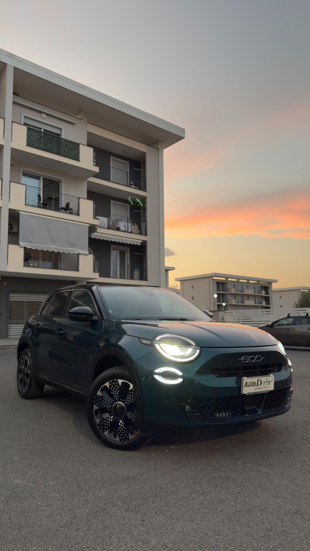 Fiat 600 Hybrid 110 CV DCT MHEV La Prima
