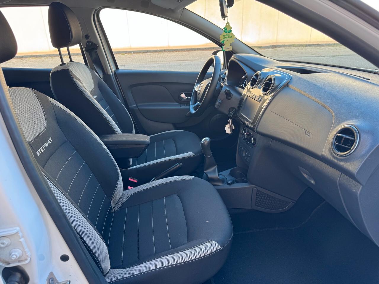 Dacia Sandero Stepway 1.5 Blue dCi 95 CV Comfort