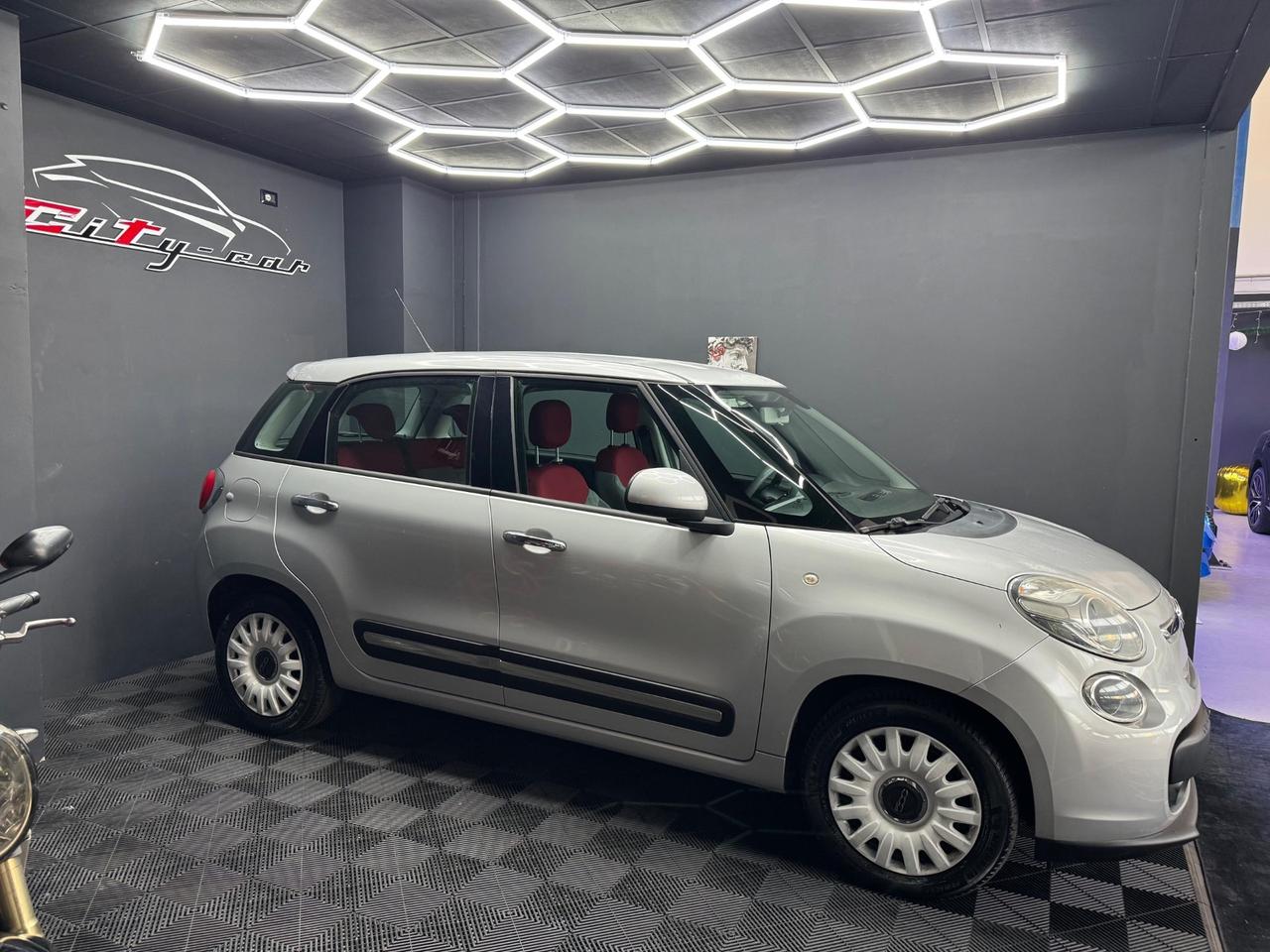 Fiat 500L 1.4 Benzina 95 CV del 2013 con soli 78.000 km. Ottime condizioni.