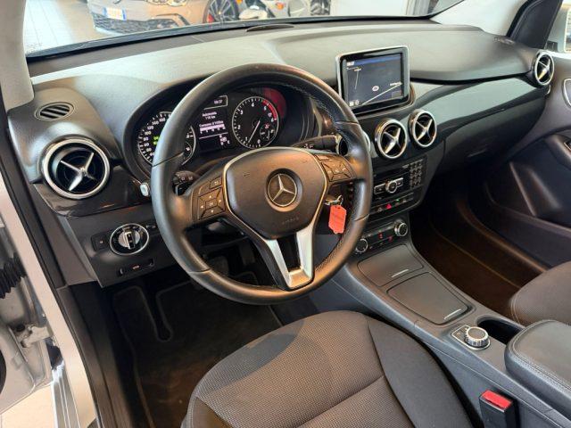 MERCEDES-BENZ B 180 CDI Business//NAVI//AUTOMATICA//